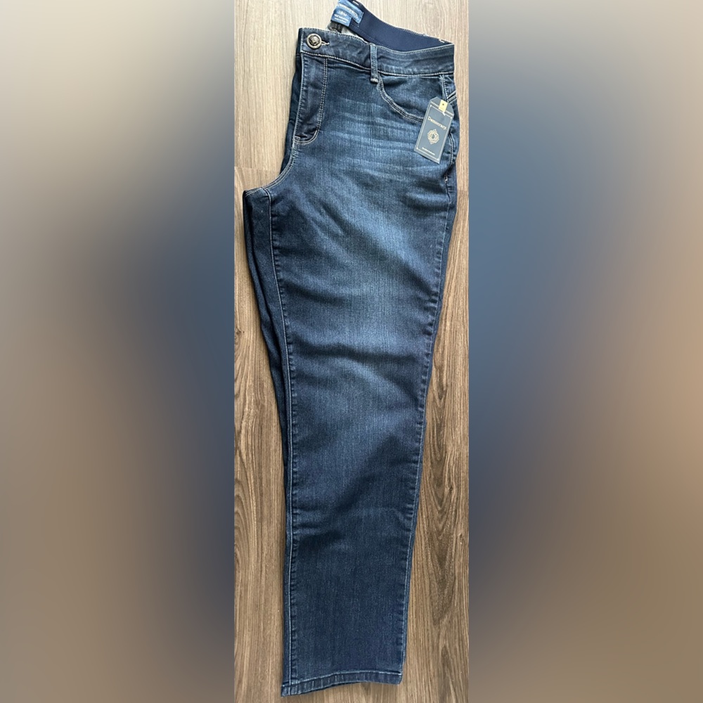 Democracy pants